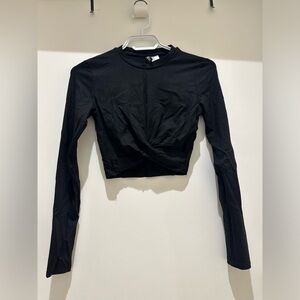 H&M long sleeve cropped top